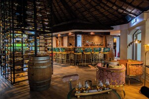 Bar (en el alojamiento)