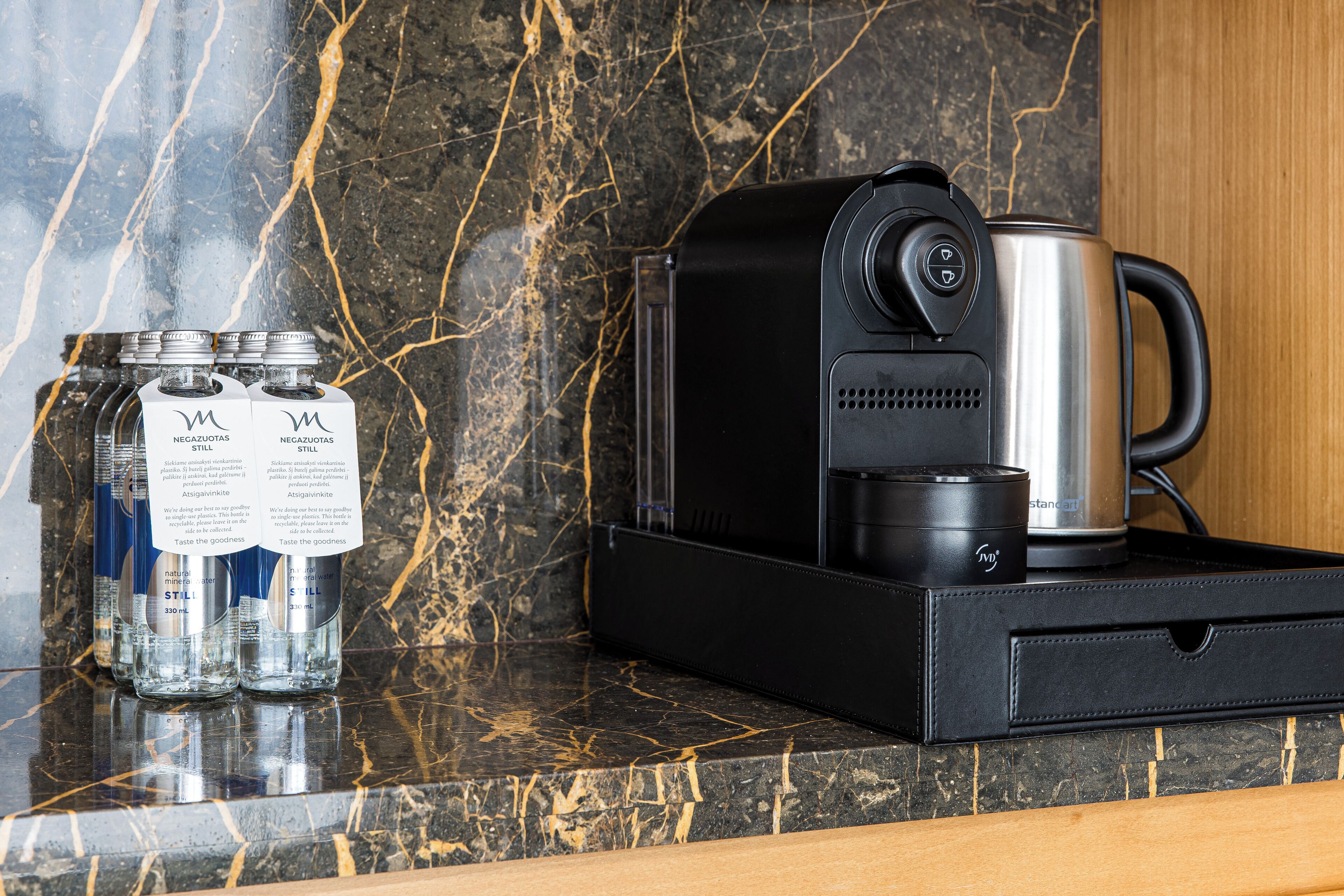 executive suite, 1 king bed | coffee and/or coffee maker