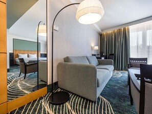 In-room safe, desk, soundproofing, iron/ironing board - Mercure Palanga Vanagupe Resort (Palanga)