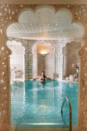 Couples treatment rooms, sauna, steam room, Turkish bath