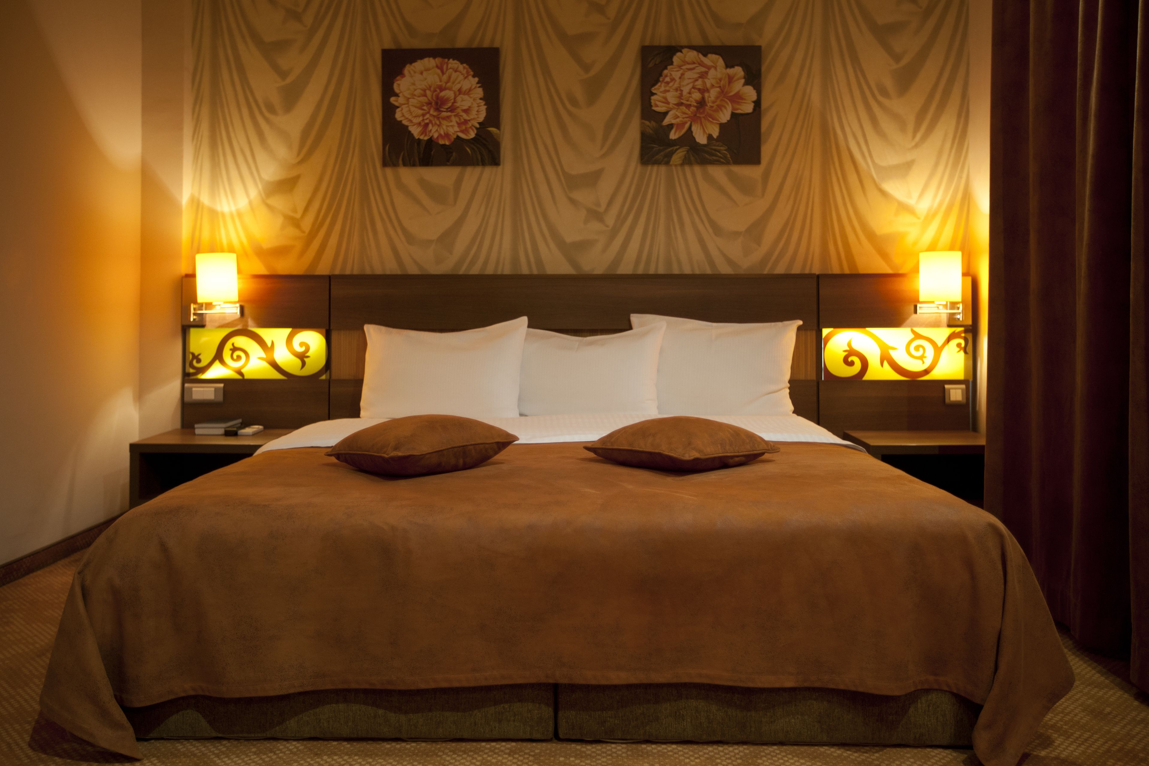 Minibar, in-room safe, desk, soundproofing