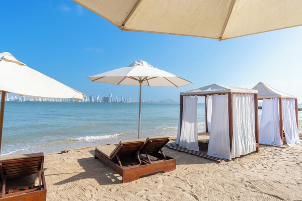 Beach nearby, white sand