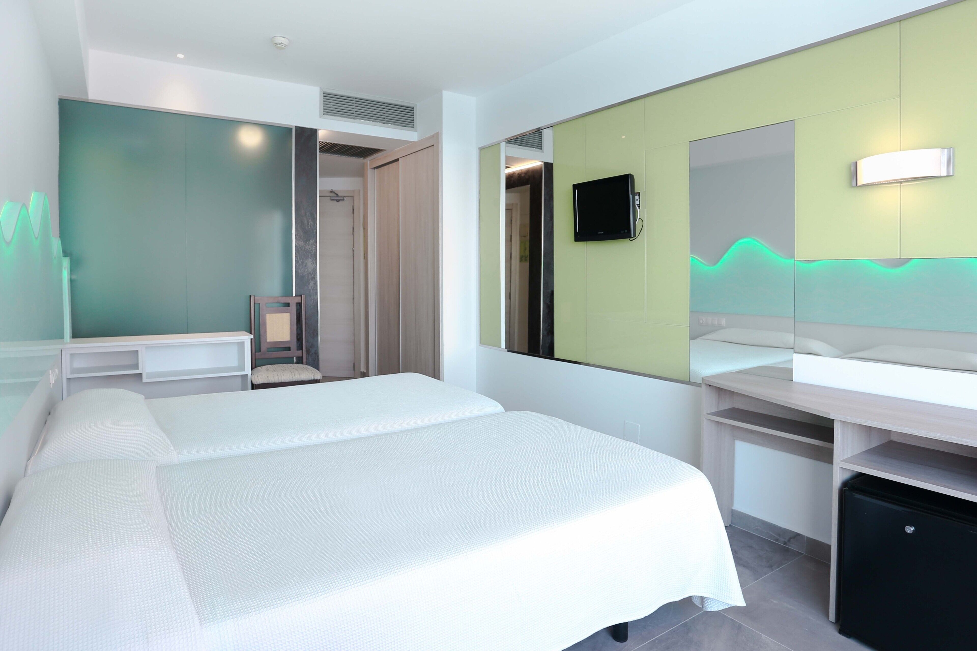 minibar, desk, free wifi, bed sheets