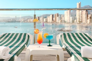 Sun deck