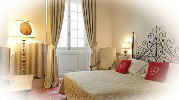 Coffres-forts dans les chambres, bureau, rideaux occultants