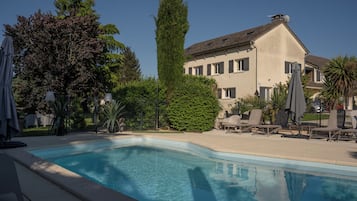 Utomhuspool