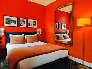 Doppelzimmer | Schreibtisch, schallisolierte Zimmer, kostenloses WLAN, Bettwäsche