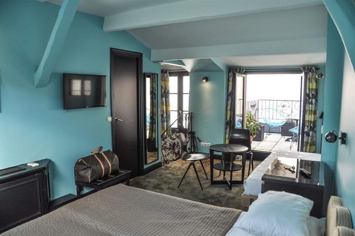Duplex Suite, Terrace