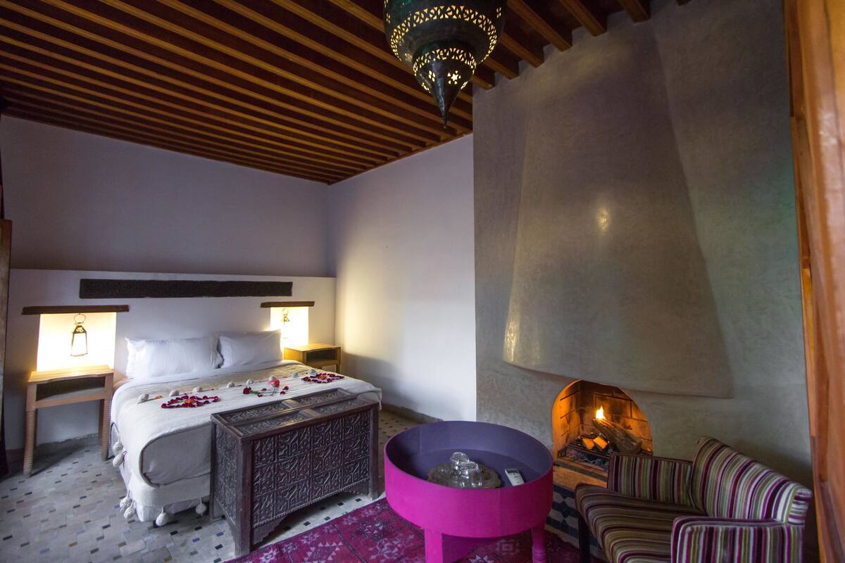 Suite, 2 Bedrooms | In-room safe, soundproofing, free WiFi