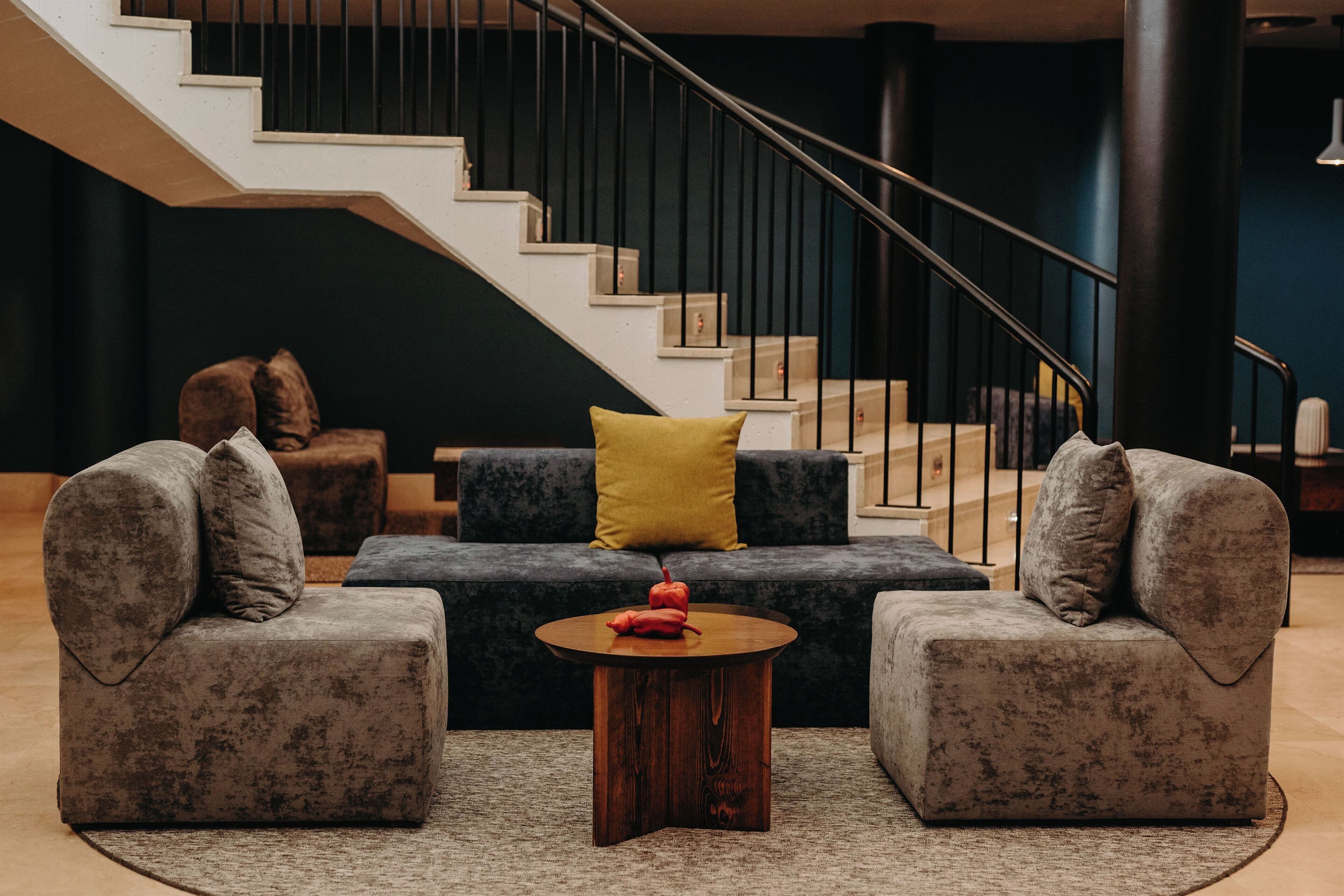 50-inch flat-screen tv with digital channels, tv