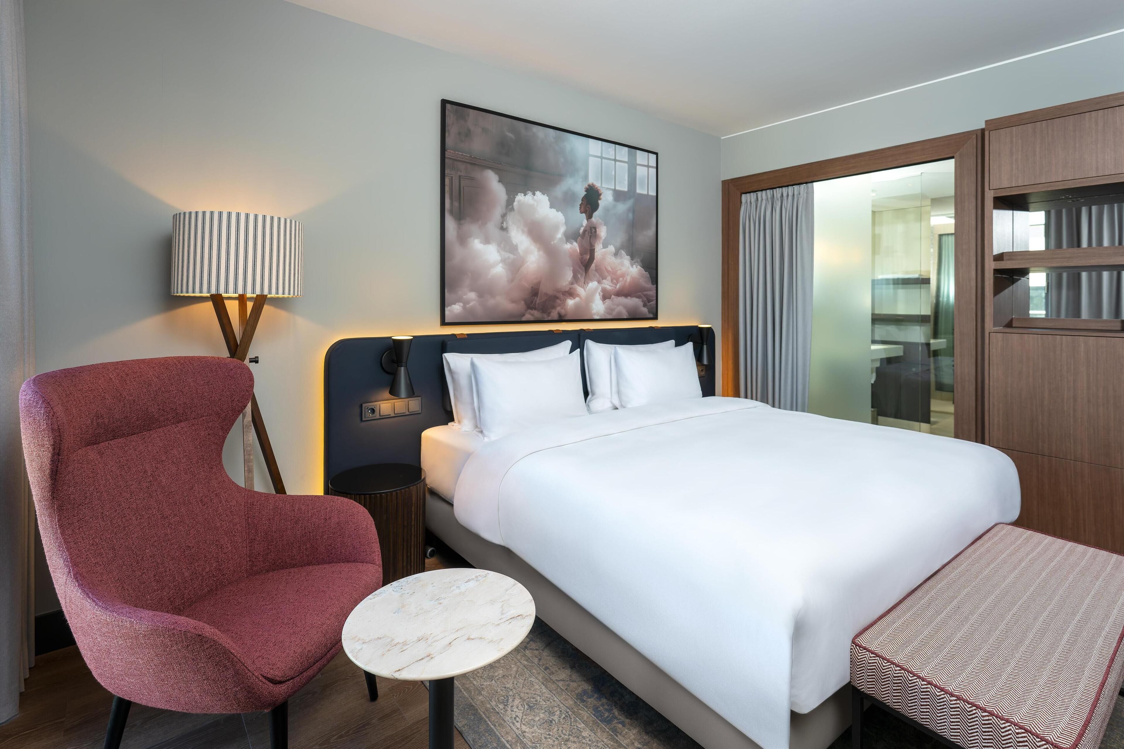 Premium bedding, minibar, in-room safe, desk