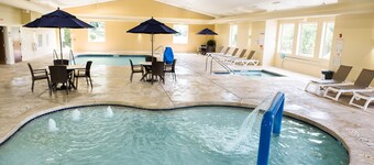 Comfort Suites Lake Geneva East