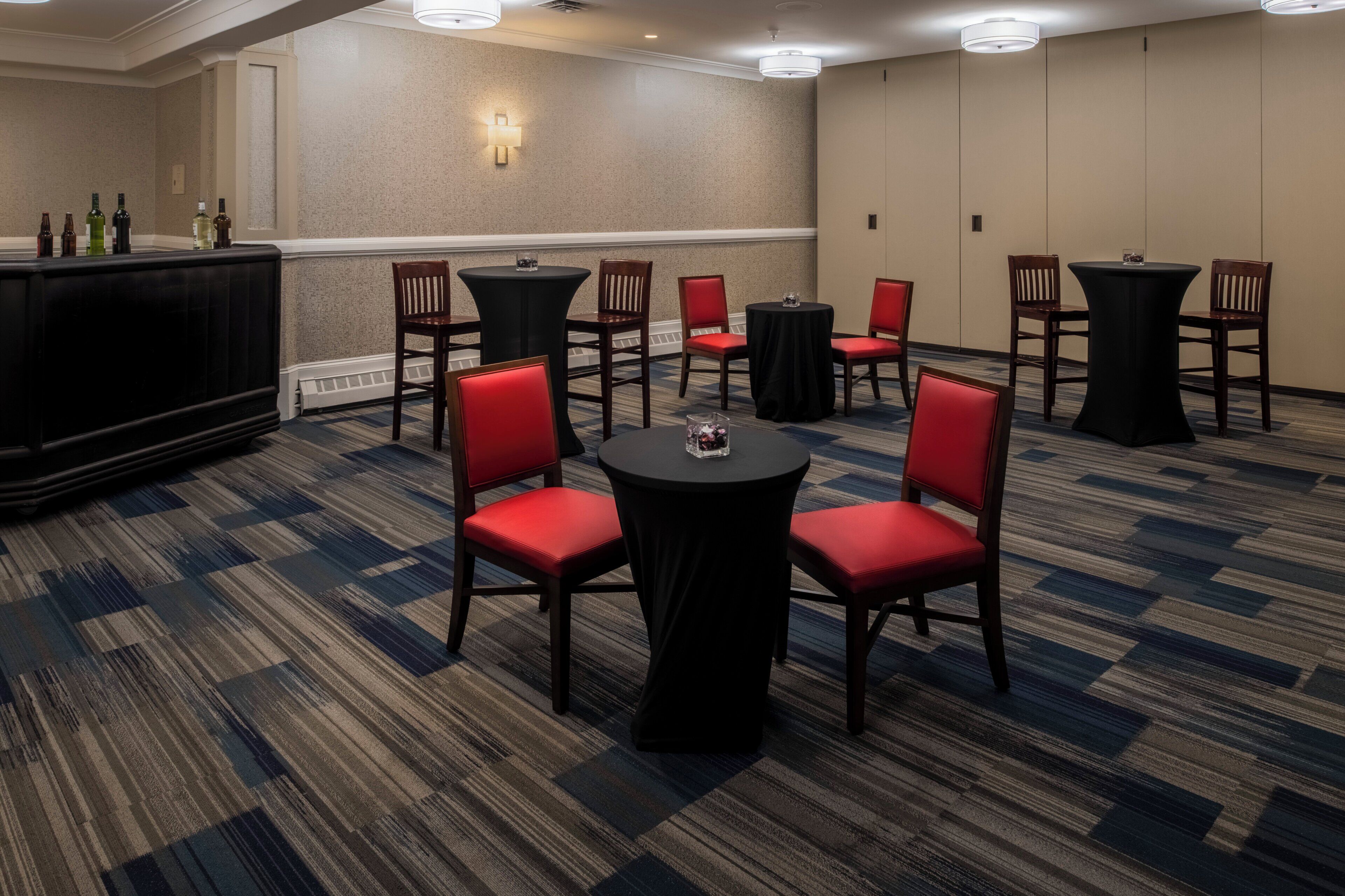 Photo - Holiday Inn Express & Suites Halifax - Bedford by IHG