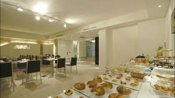 Daily buffet breakfast (EUR 12 per person)
