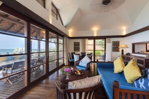 Two Bedroom Oceanfront Pool Residence | Living area - Napasai Samui (Koh Samui)