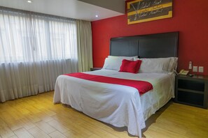 Standard Double Room, 1 King Bed