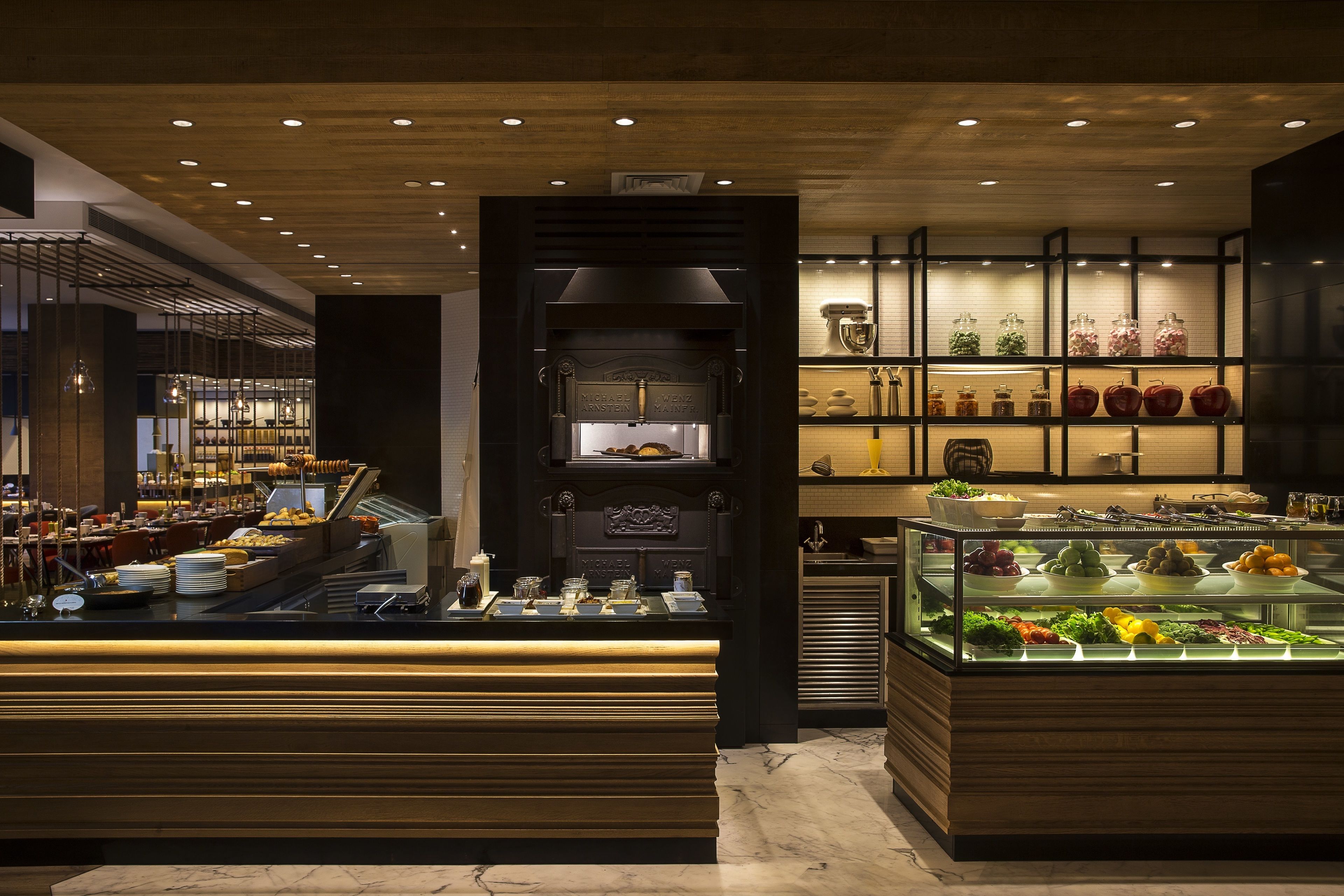 3 restaurants, breakfast, lunch served; local and international cuisine