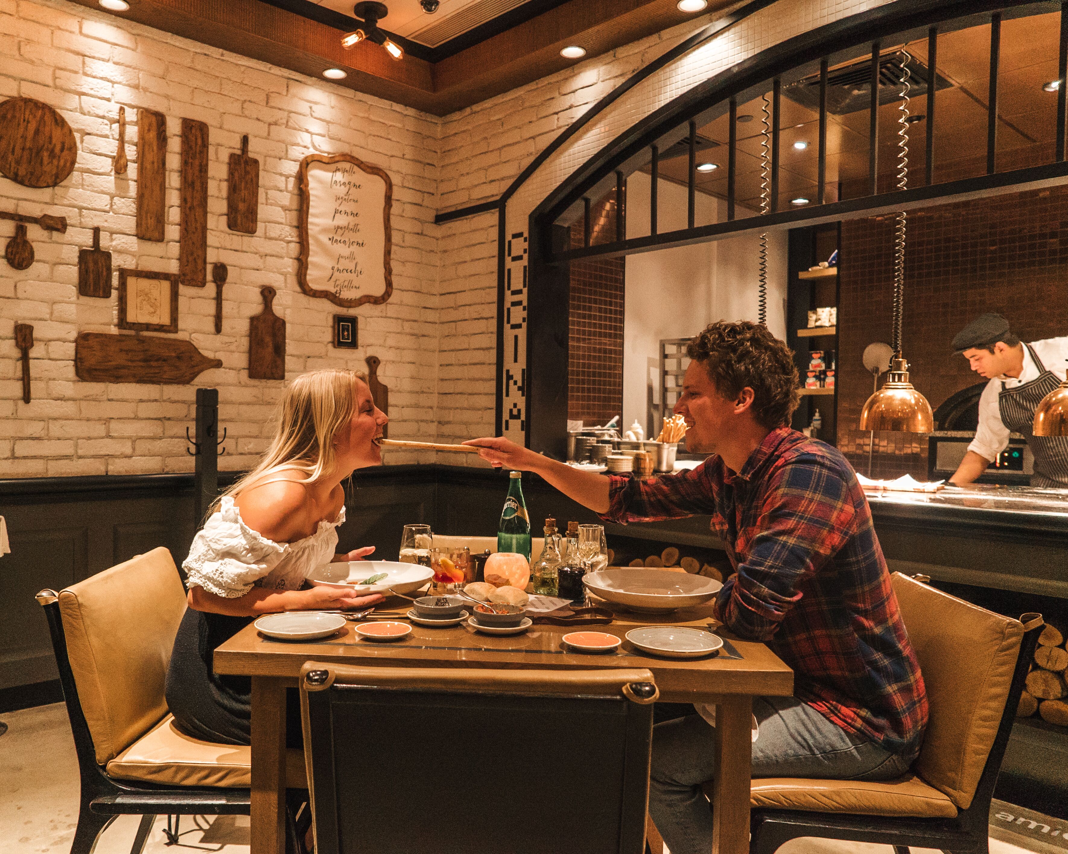 3 restaurants; breakfast, lunch, and dinner served