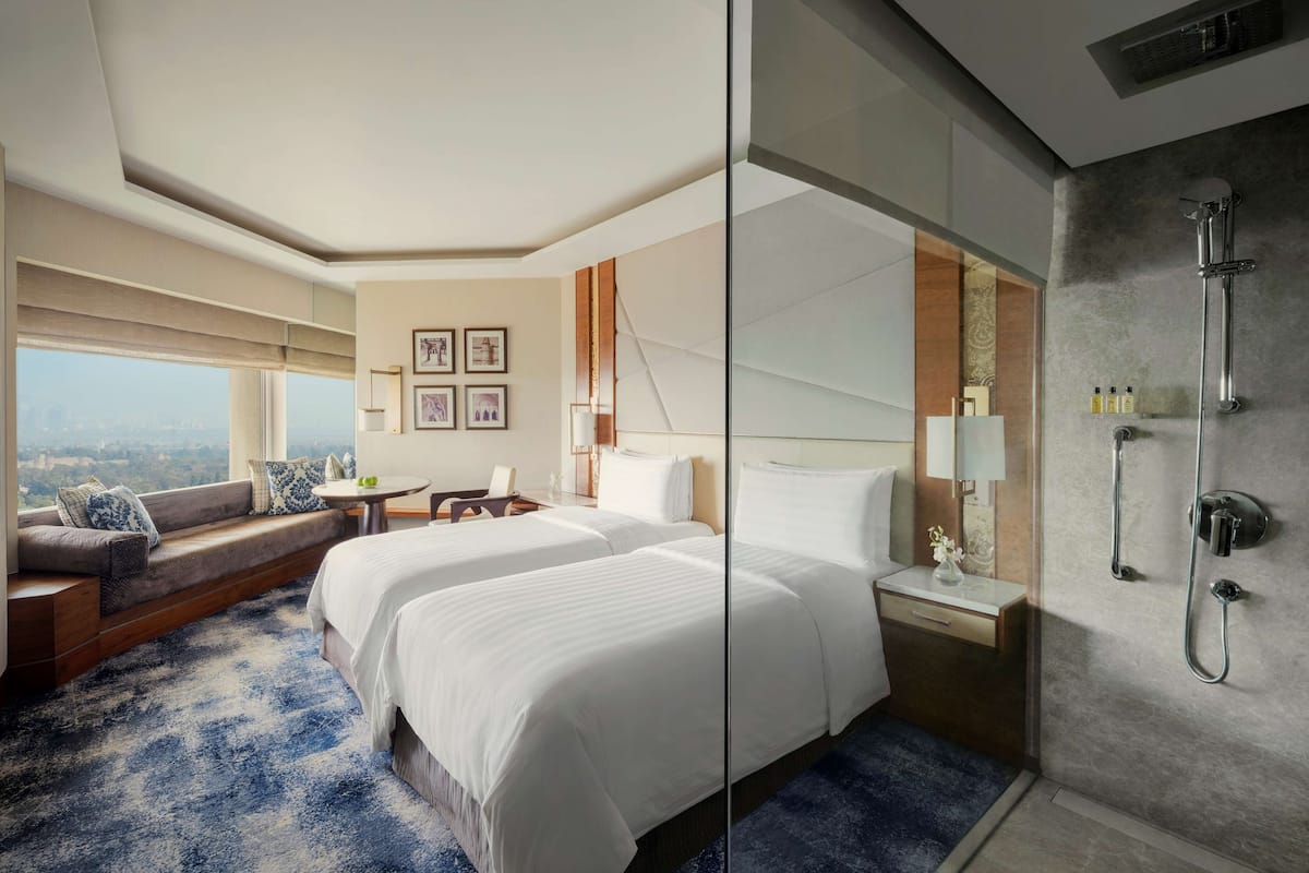 Horizon Deluxe, Kamer, 2 eenpersoonsbedden | Een minibar, een kluis op de kamer, een bureau, verduisterende gordijnen