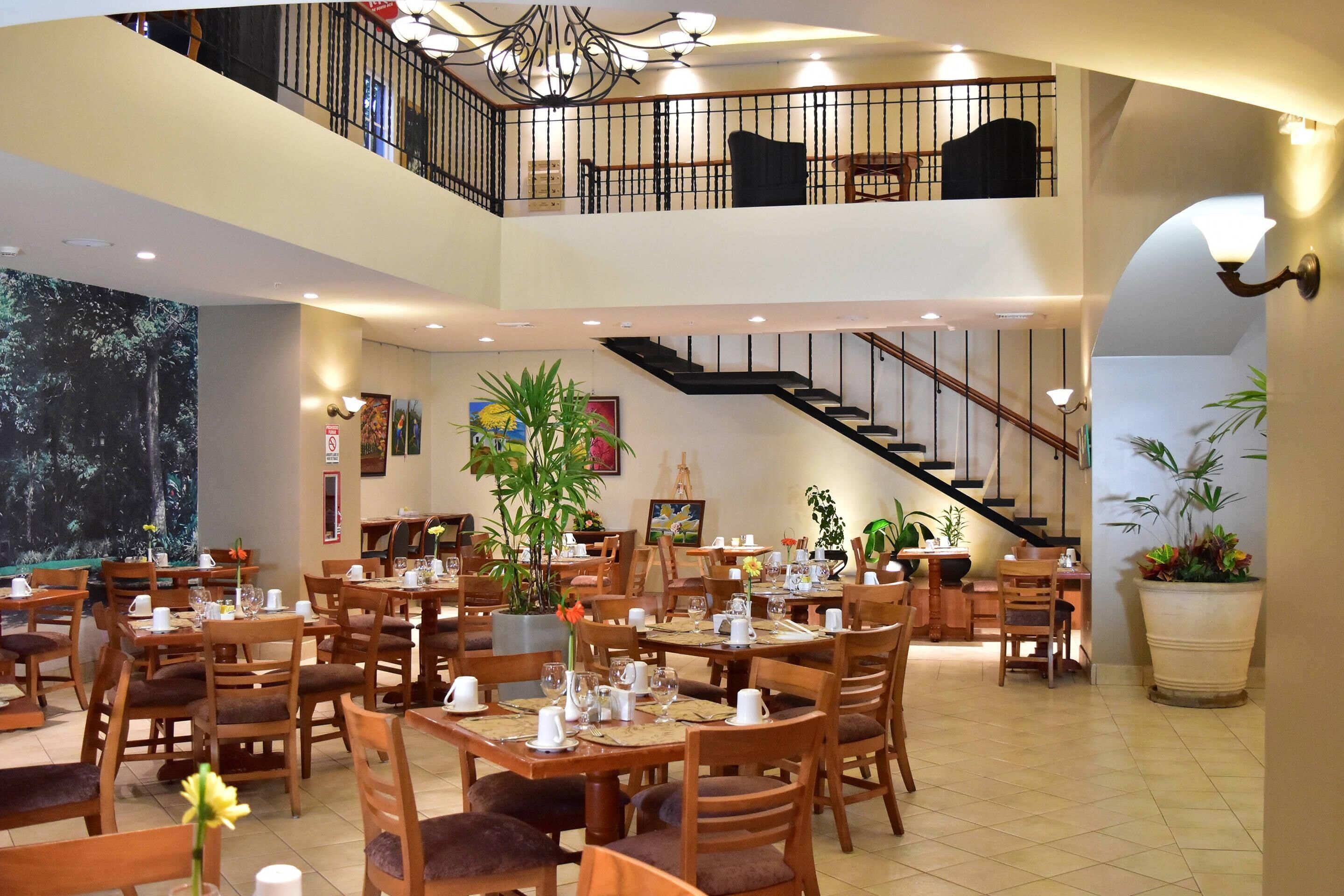 Esmorzar diari d'estil bufet gratuït 