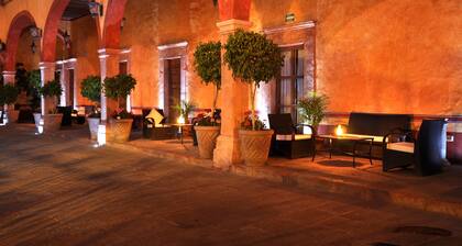 Hotel Quinta Santiago