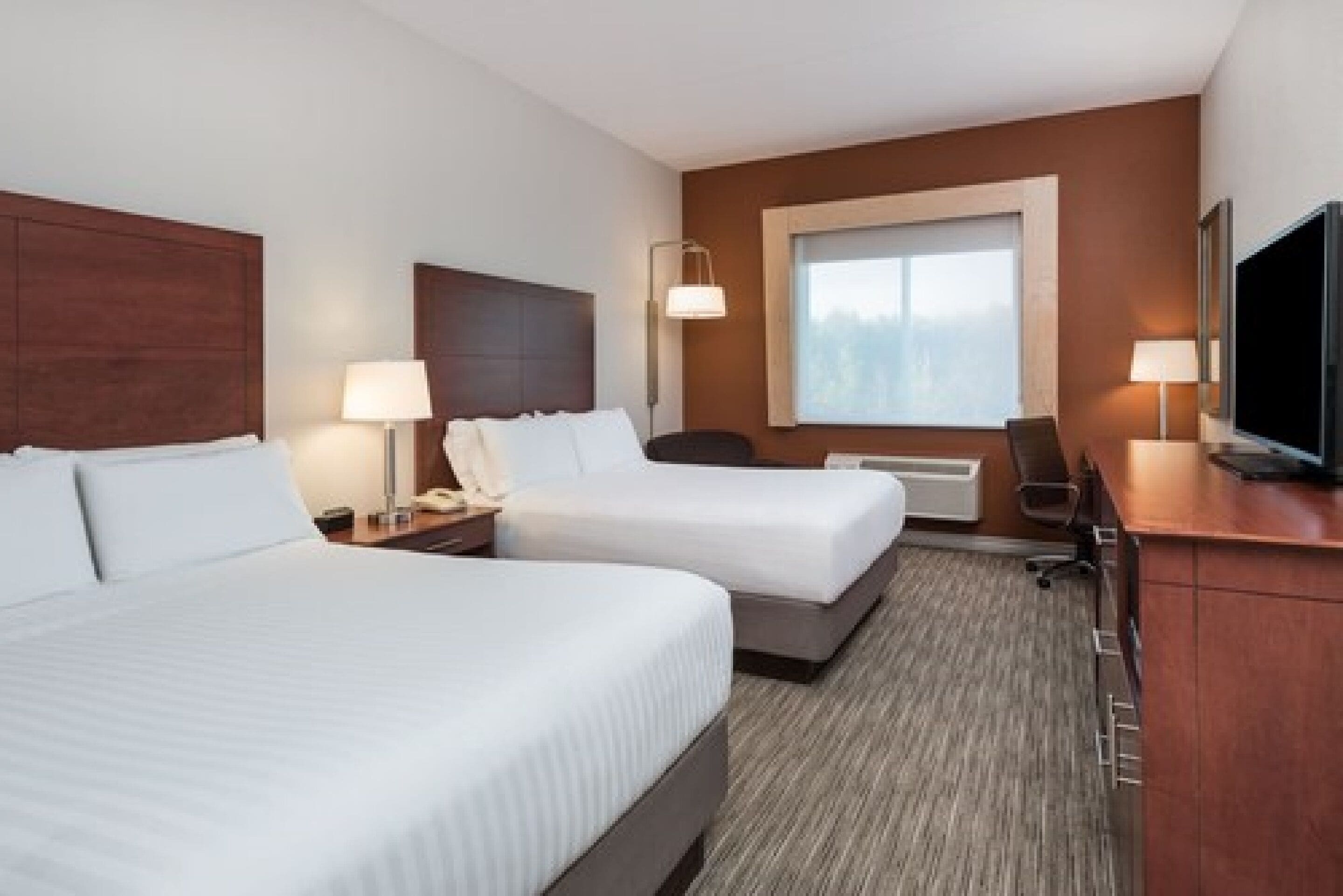 In-room safe, desk, iron/ironing board, free cots/infant beds