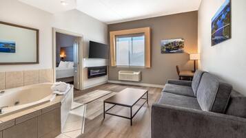 Suite, 1 King-Bett, barrierefrei, Whirlpool (with Sofabed)