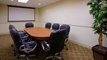 In-room safe, desk, iron/ironing board, free cots/infant beds