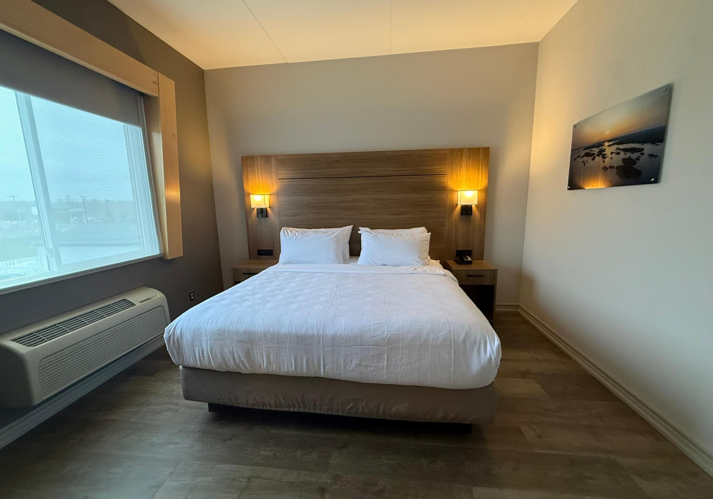 Suite, 1 King Bed, Non Smoking, Hot Tub (with Sofabed, No View)