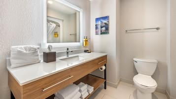 Familien-Suite, Mehrere Betten, Nichtraucher, Kamin (with Sofabed) | Badezimmer