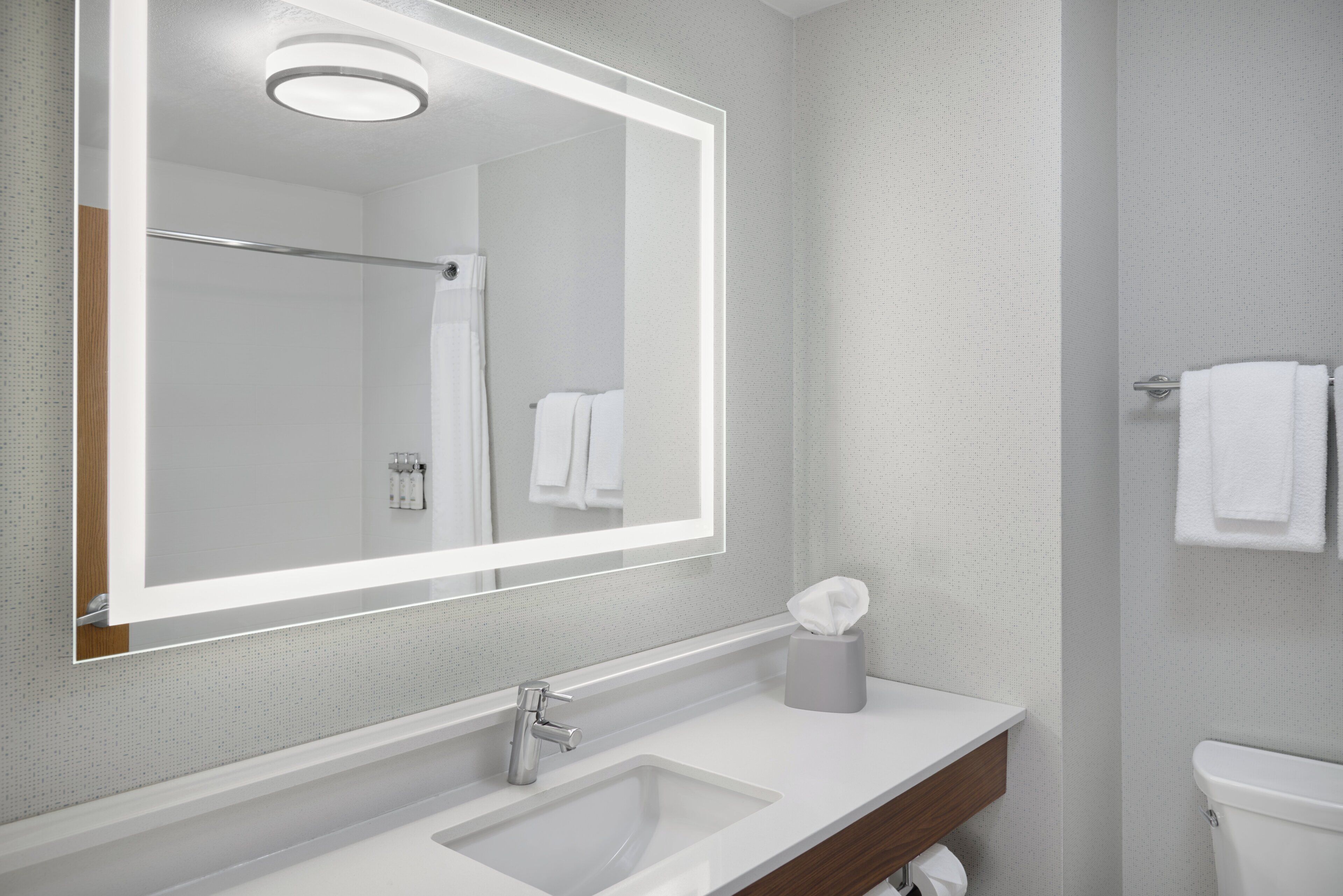 Hair dryer, towels
