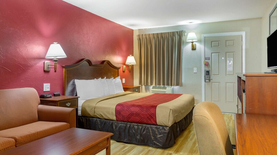 Econo Lodge Sturbridge Route 20