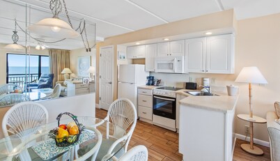 Beacher's Lodge Oceanfront Suites