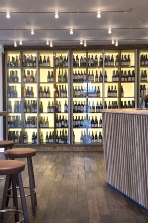 Bar (on property) - Skovshoved Hotel (Charlottenlund)
