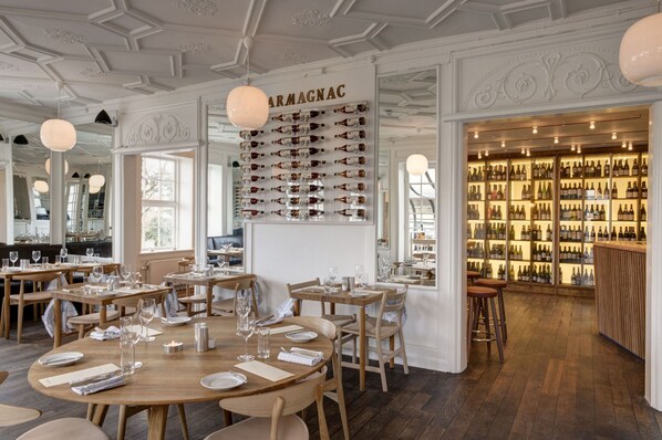 Bar (en la propiedad)