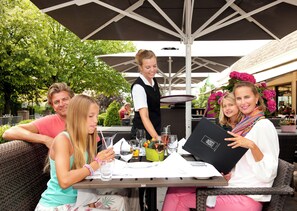 Terrace/patio - Van Der Valk Avifauna (Alphen aan den Rijn)