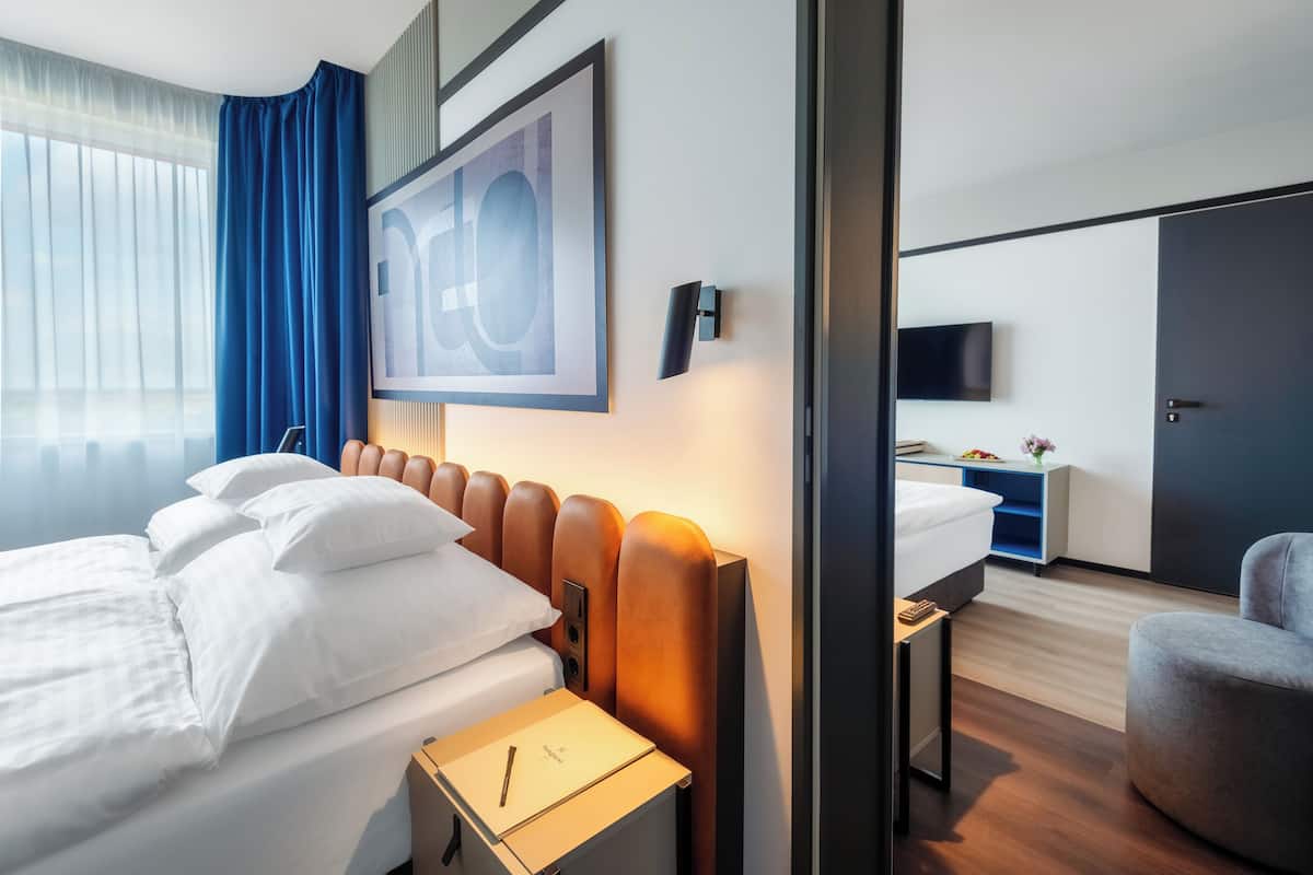 Premium Room, Non Smoking, Connecting Rooms (East wing)