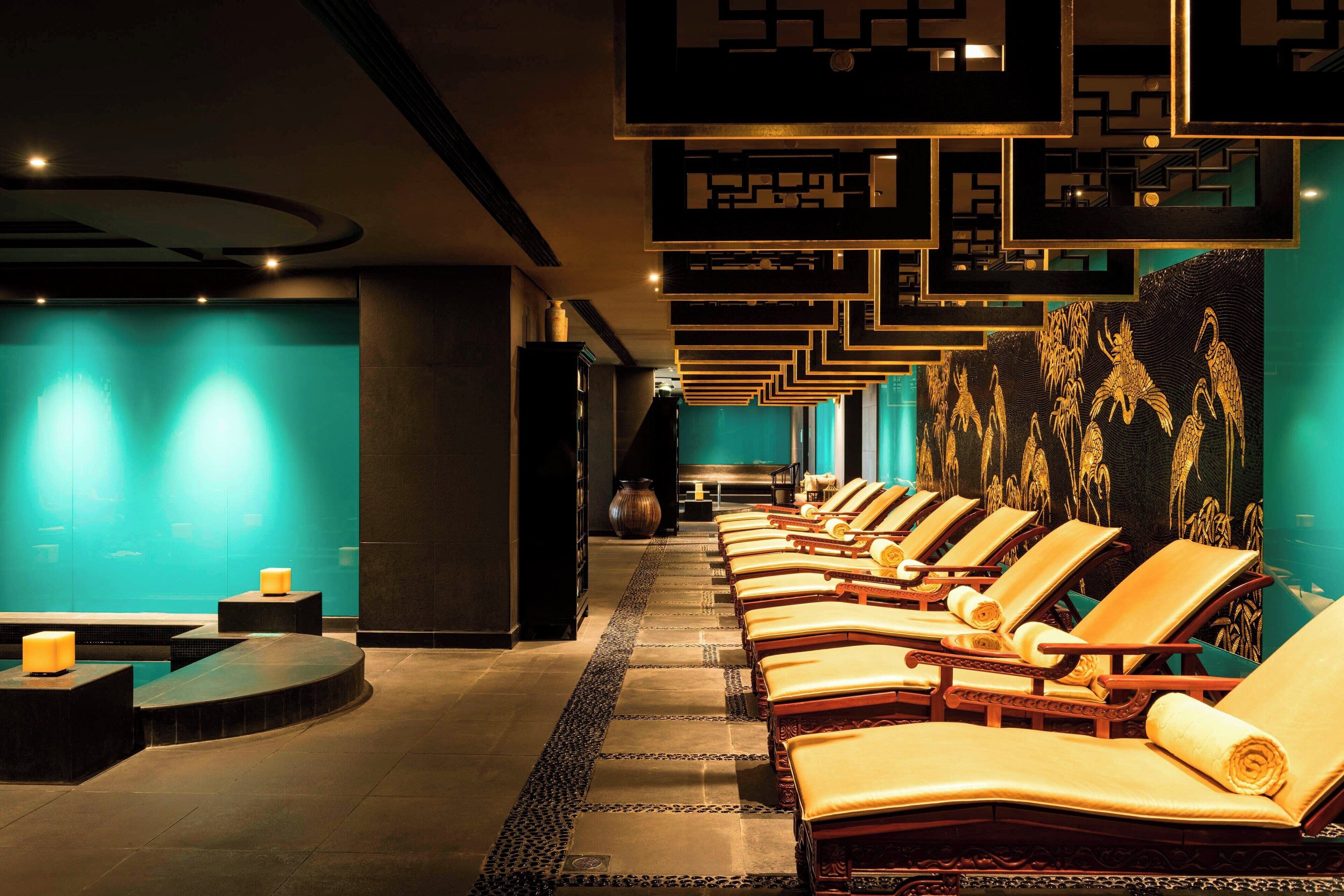 sauna, hot tub, steam room, turkish bath/hammam, body treatments