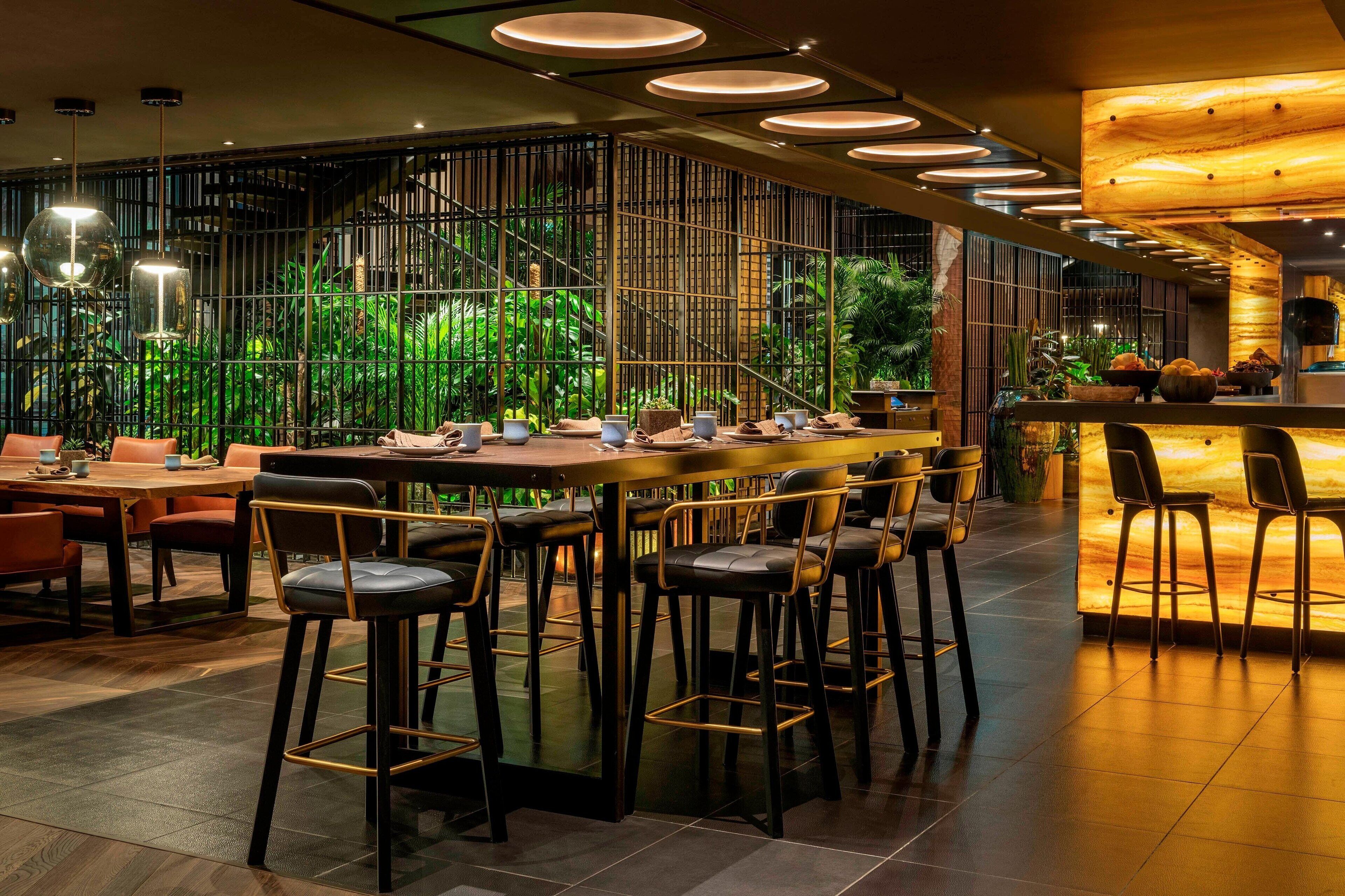 dinner served, asian cuisine, sea views