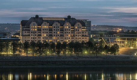 Exterior detail. Maritim Hotel & Internationales Congress Center Dresden