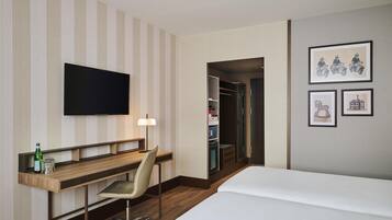 Hochwertige Bettwaren, Pillowtop-Betten, Minibar, Zimmersafe
