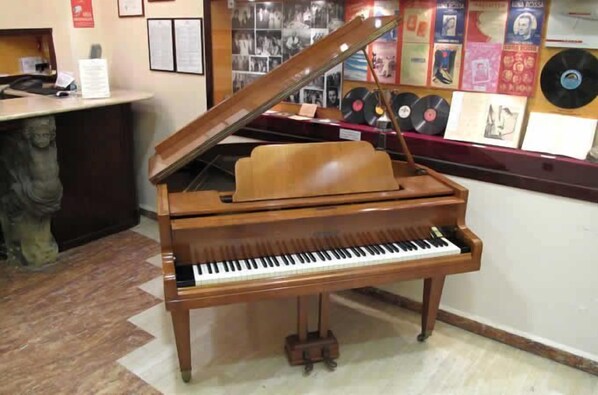 Lobby - Luna Rossa (Naples)