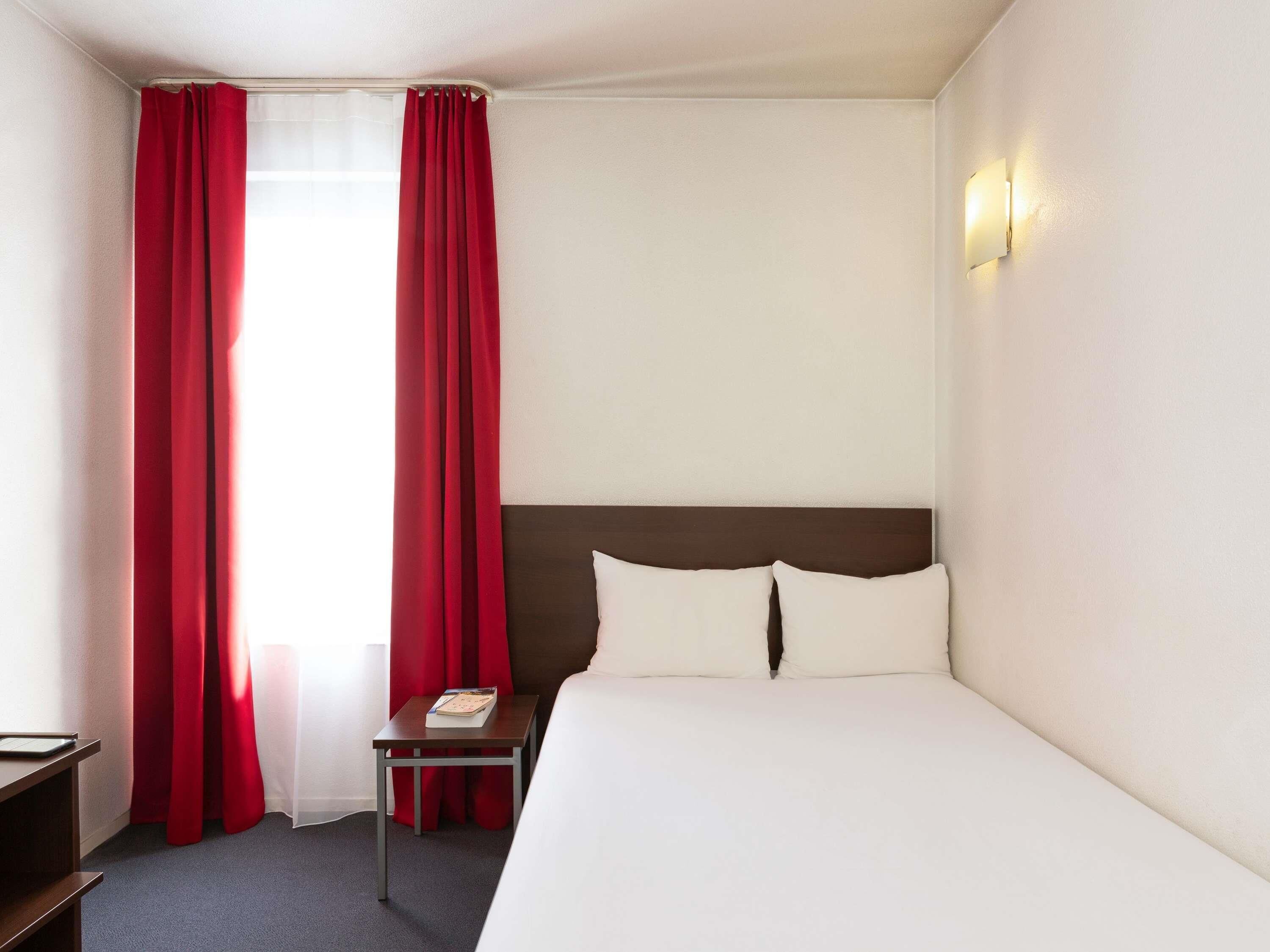 Studio, 1 Double Bed | In-room safe, desk, free cots/infant beds, free WiFi