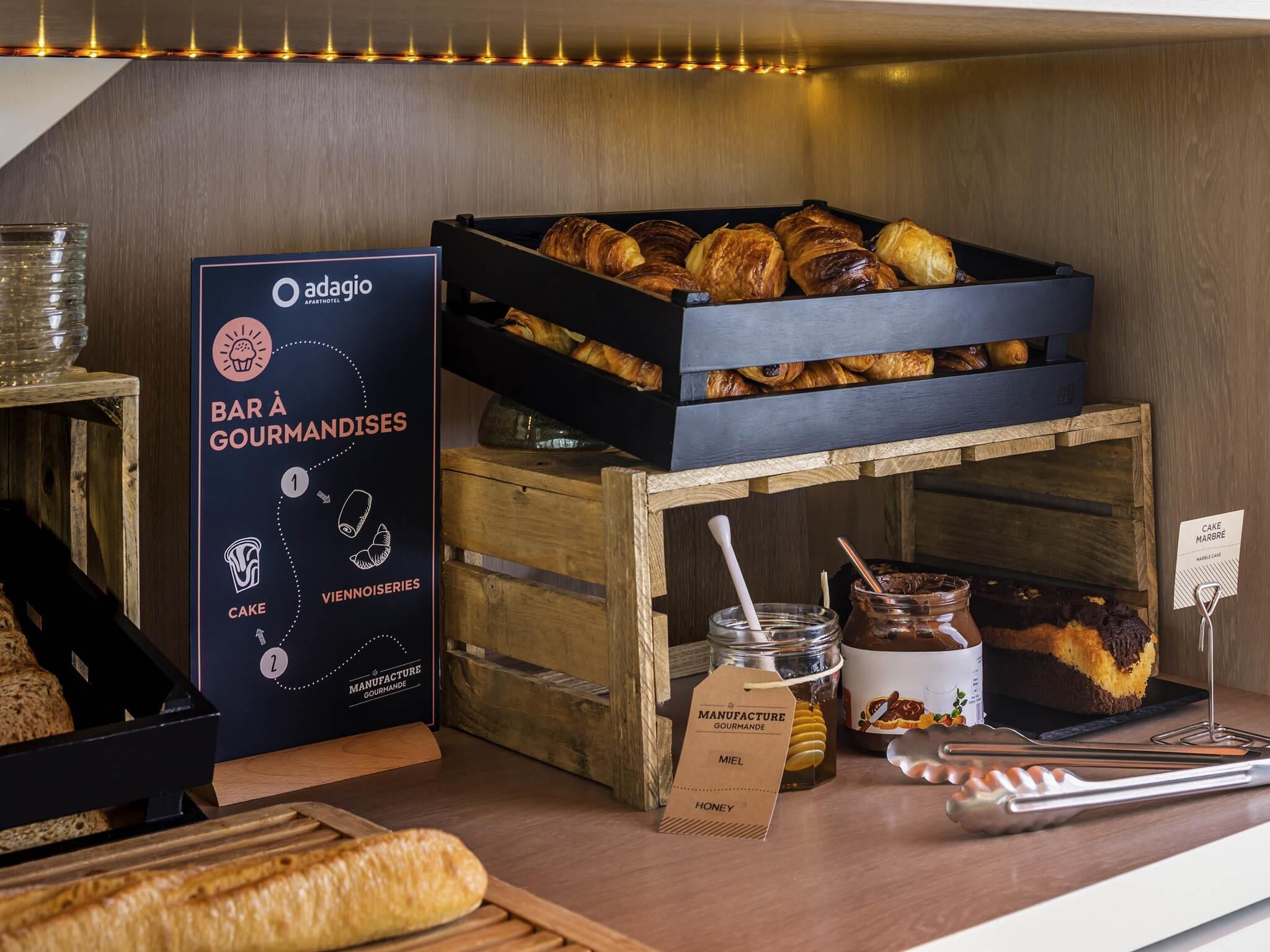 Colazione continentale a pagamento, servita tutte le mattine 