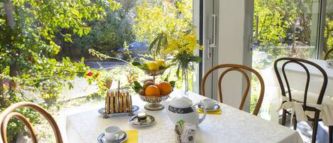 Restauration dans la chambre