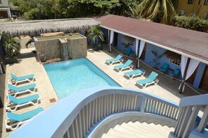 Outdoor pool, pool loungers