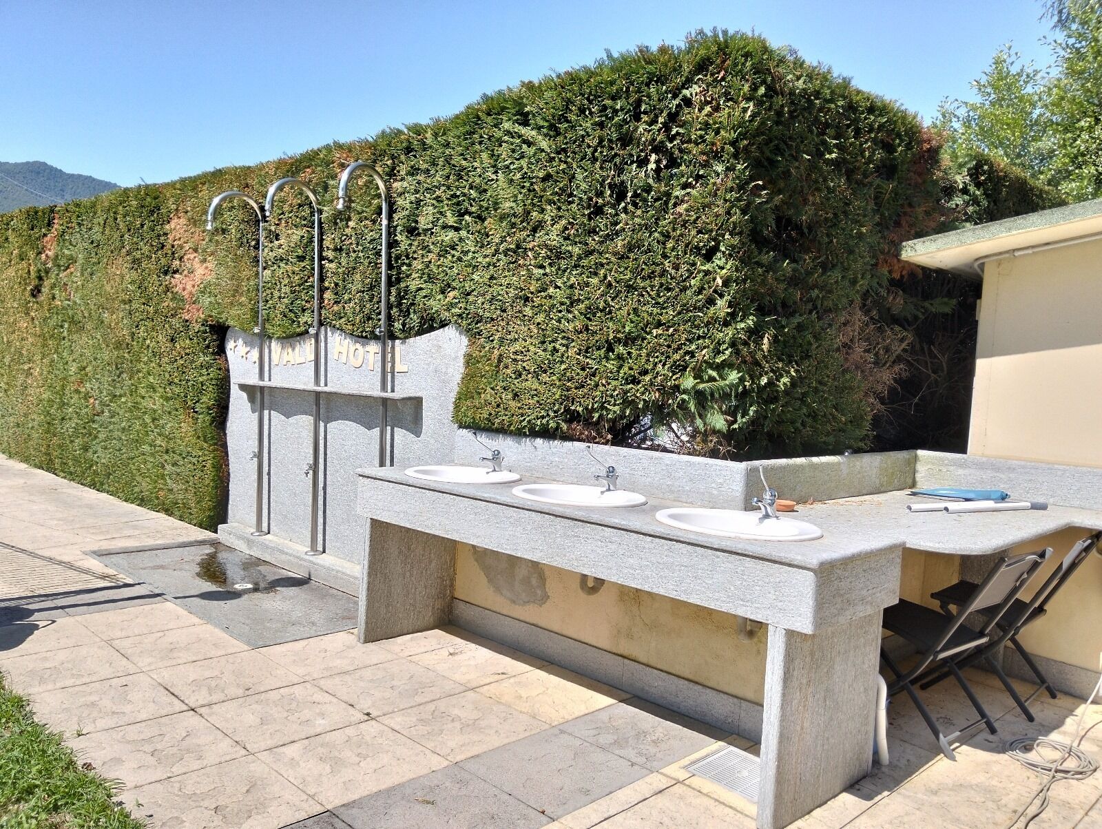 seasonal outdoor pool, open 10:30 am to 5:30 pm, pool umbrellas