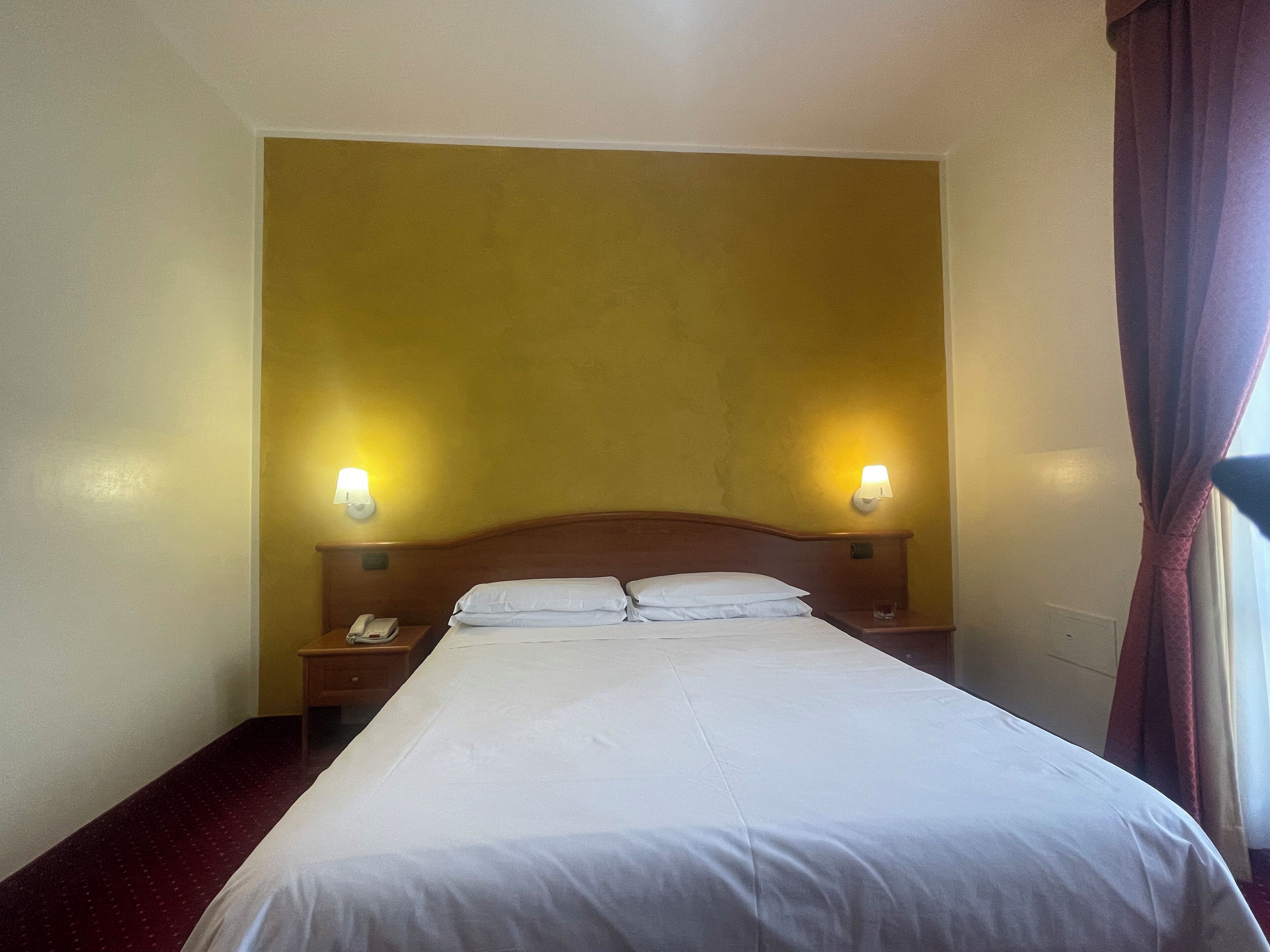 superior double room single use | 1 bedroom, in-room safe, desk, laptop workspace