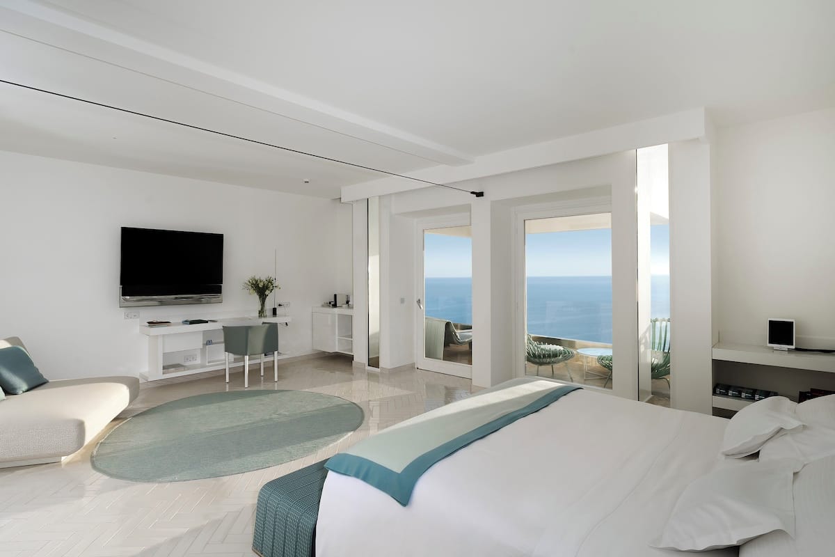 Suite (Azure) | 1 habitación, ropa de cama de alta calidad y camas con pillow-top