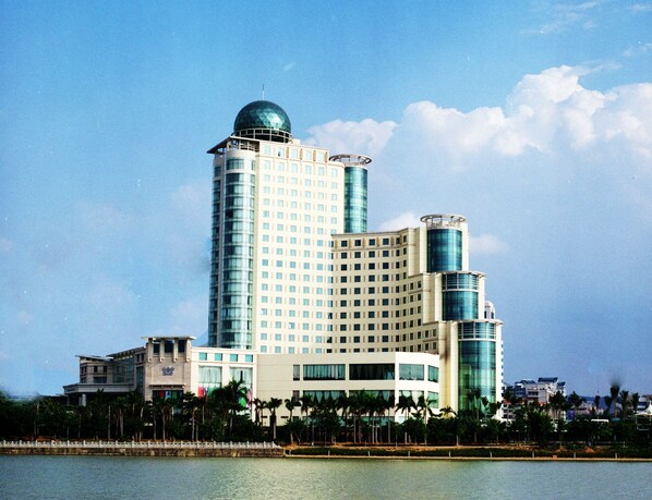 Exterior - Guangxi Wharton International Hotel (Nanning)